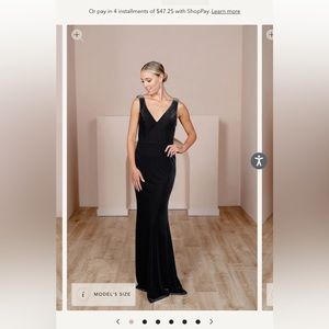 Revelry Black Velvet Dakota